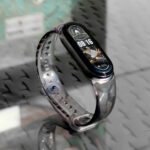 Replacment silicone band strap for Xiaomi Mi Band 6 / 5 black - Image 2