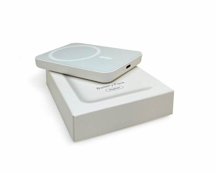 For iPhone 11/ 12/13 Series Power Bank  4000mAh 5W Magnetic Charging White - Image 3