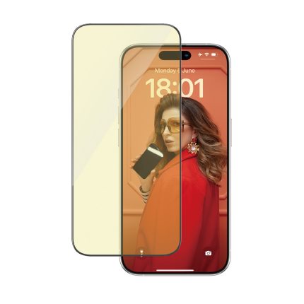 PanzerGlass™ Eyecare Screen Protection iPhone 15 Pro | Ultra-Wide Fit w. EasyAligner – Mobit.gr