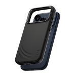 CARE by PanzerGlass® Feature FLOW Case Black w. MagSafe iPhone 17 Pro – Mobit.gr